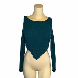Willow & Wind Size Medium Ribbed Crop Sweater Green Long Sleeve Pointed Hem